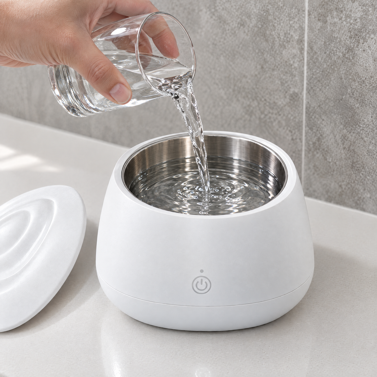 Wasser in den Ultraschallreiniger einfüllen